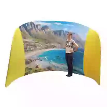 Image of large u-shaped fabric booth
