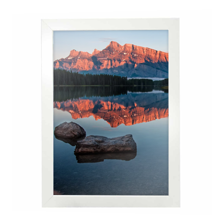 Image of white A2 poster frame